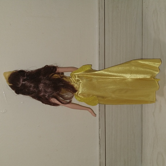 Vintage 1999 Mattel Disney Beauty And The Beast Princess Belle 12" Barbie Doll - Picture 4 of 5